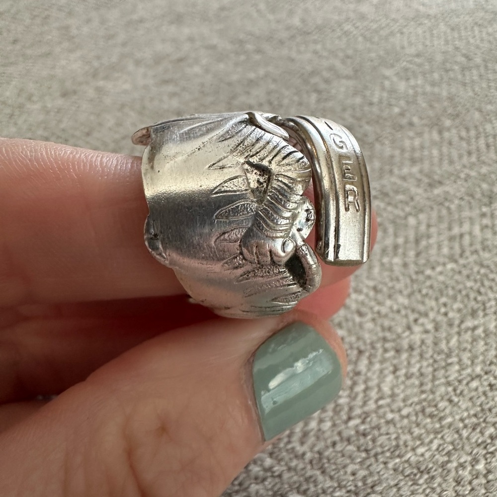 *SOLD* RARE Tony the Tiger Spoon Ring - Picture 10 of 15